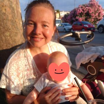 Babysitting job in Flushing: babysitting job Karolina
