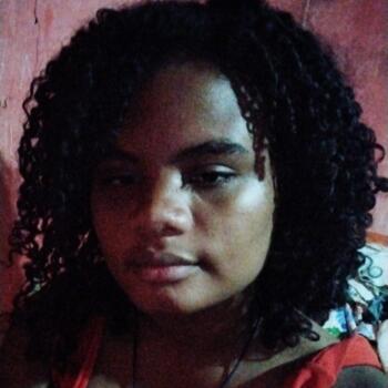 Babysitter in Goiânia: Yasmin