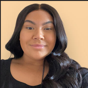 Babysitter in Marrero: Mya