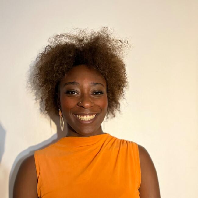 Babysitter in Elbeuf: Zalika