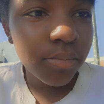 Babysitter in Angoulême: Daana