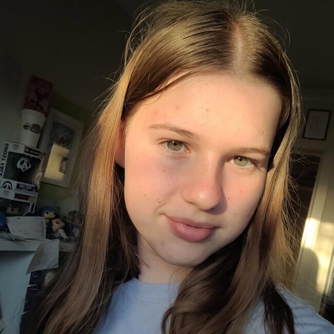 Babysitter in Adelaide: Louise