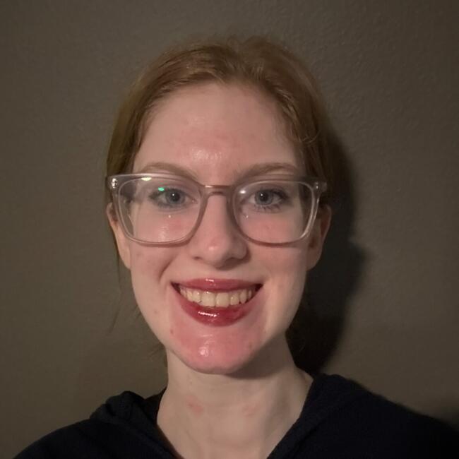 Babysitter in Odessa (Florida): Hailey