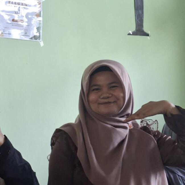 Nanny di Cipeundeuy (Kabupaten Bandung): Afira