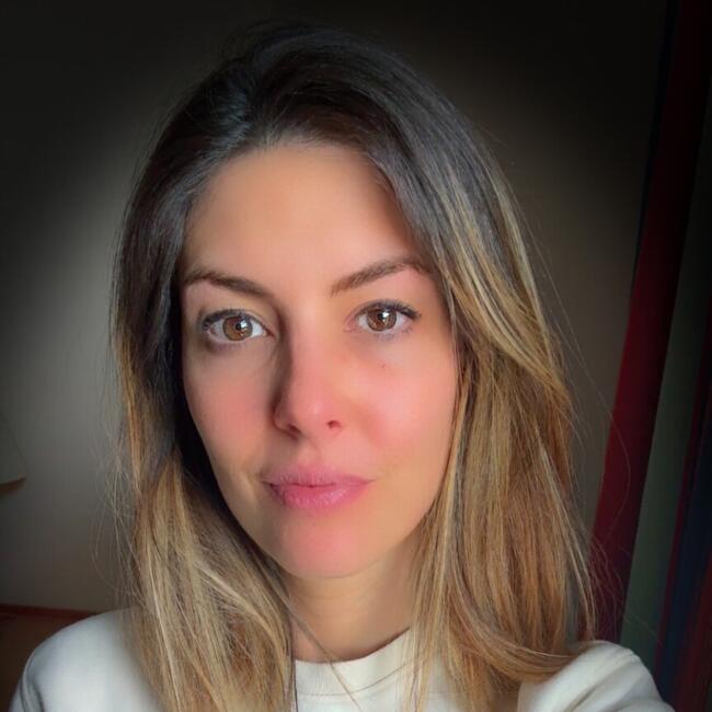 Babysitter in Suresnes: Cindy