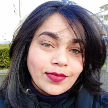 Babysitter em Loulé: Simratpal kaur
