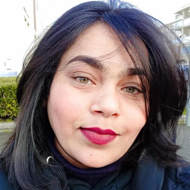 Babysitter in Loulé: Simratpal kaur