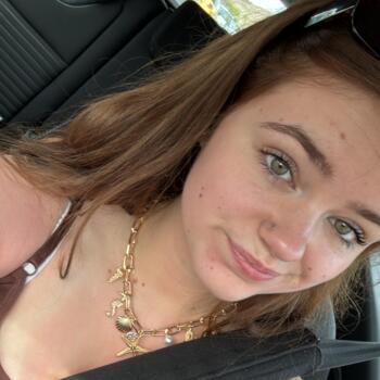 Babysitter in Ottignies-Louvain-la-Neuve: Philippine