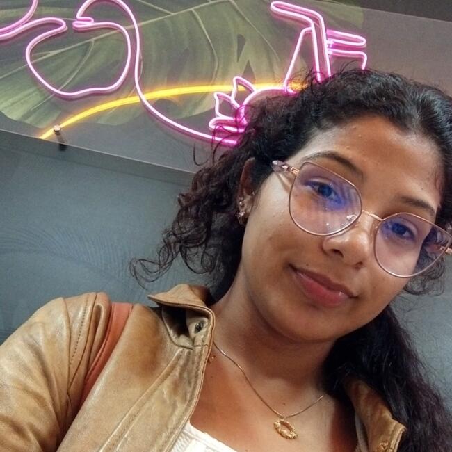 Babysitter in A Coruña: Yasira