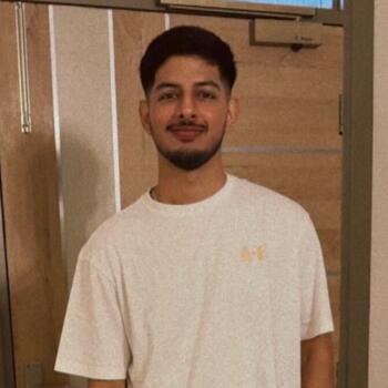 Babysitter in Sydney: Shubh