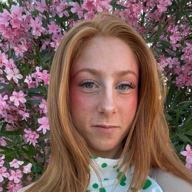 Babysitter in Pomacle: Caroline