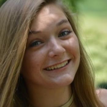 Babysitter Peachtree Corners: Sarah