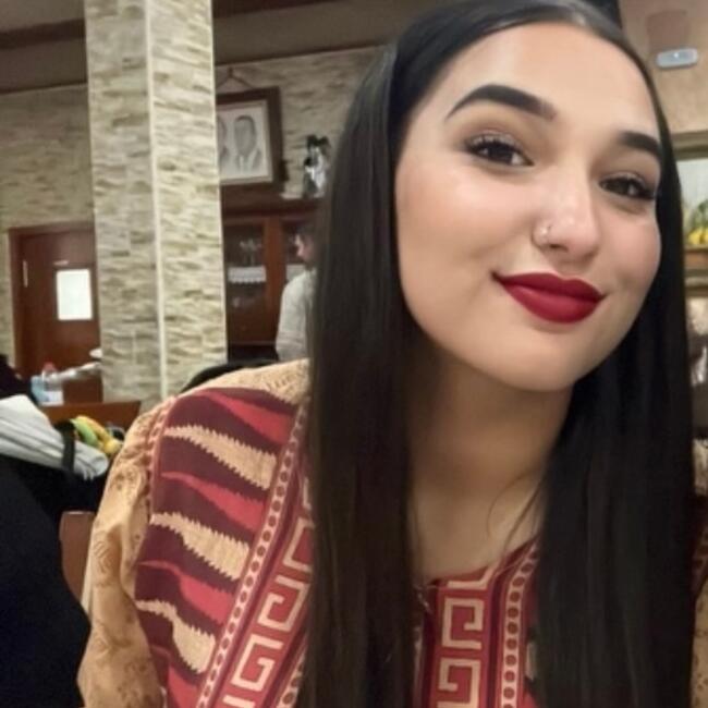 Babysitter in Almoradí: Laura