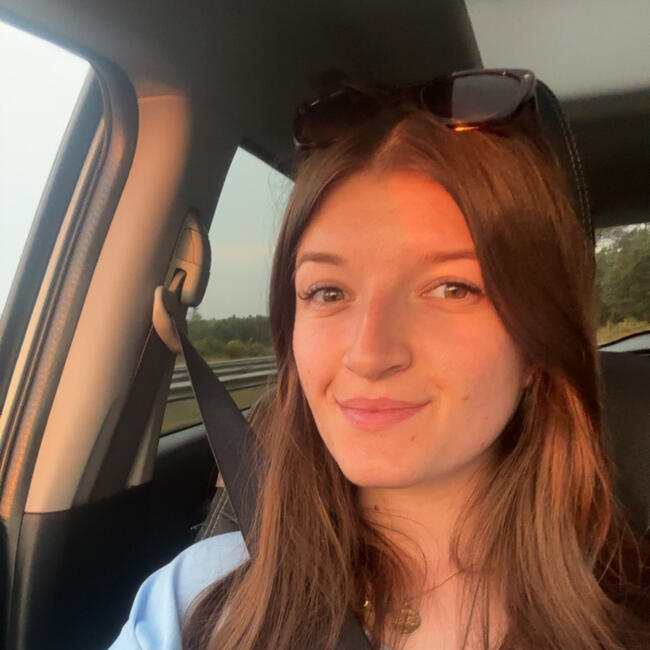 Babysitter in Vallauris: Anaelle