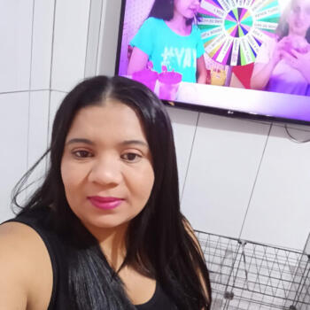 Babá em São Paulo: Elizangela