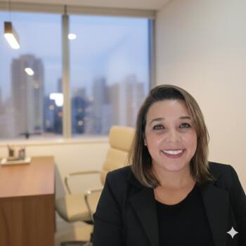 Babysitter in Ribeirão das Neves: Anne