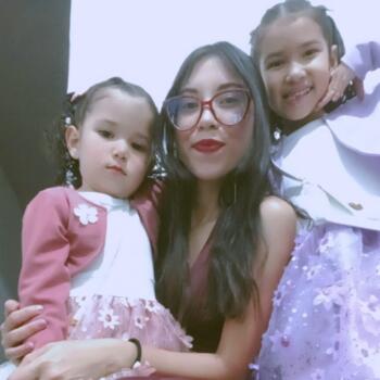 Childminder job in Medellín: babysitting job Jennifer
