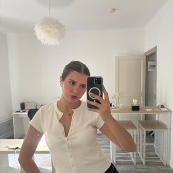 Babysitter in Nantes: Claire