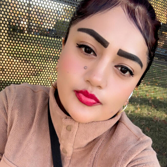 Babysitter in Oxon Hill: Karen