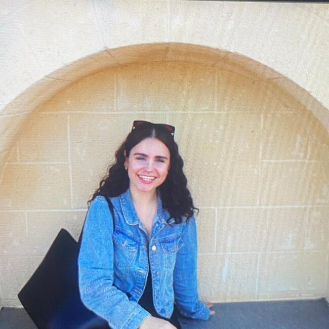 Babysitter in Sunshine Coast: Shakira