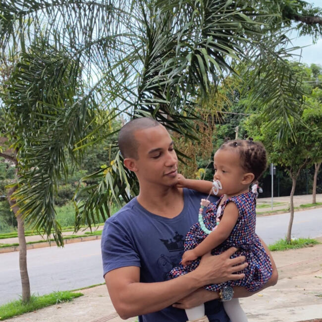 Emprego de babá em Betim: Nilberto