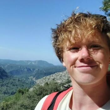 Babysitter in Auderghem: Adriel