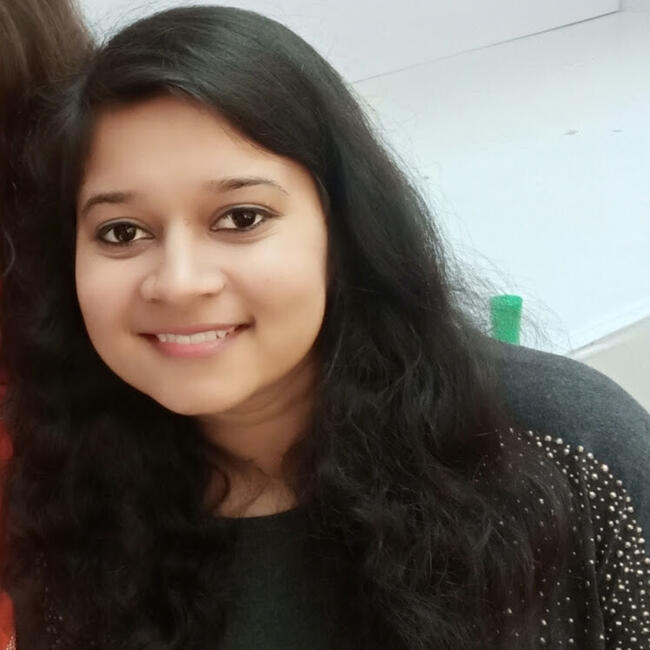 Babysitting job in Noida: Vishakha