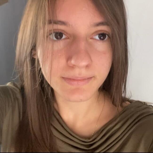 Babysitter in Clapiers: Clara