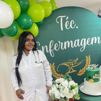 Babá em Salvador: Adrielle