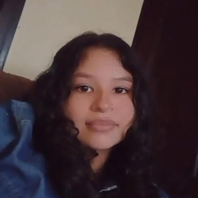 Niñera en David: Heily