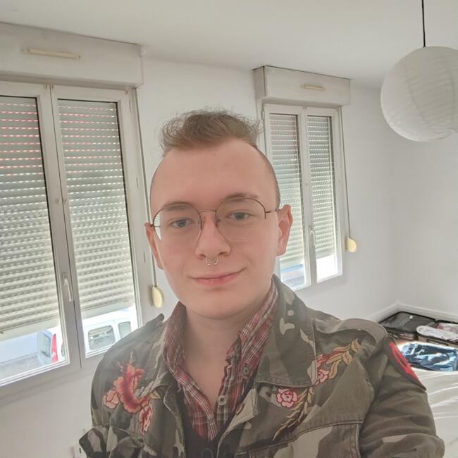 Babysitter in Vendin-le-Vieil: Amélia