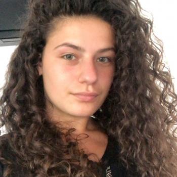 Babysitter Cascais: Virginia