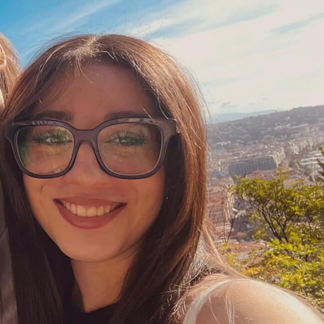 Babysitter in Nice: Linda