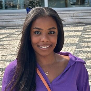 Babysitter in Lisbon: Márcia