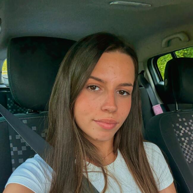 Babysitter in Gretz-Armainvilliers: Alisson