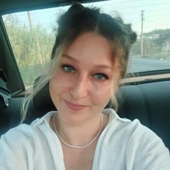 Antalya bölgesinde bebek bakıcılığı işi: Ceyda