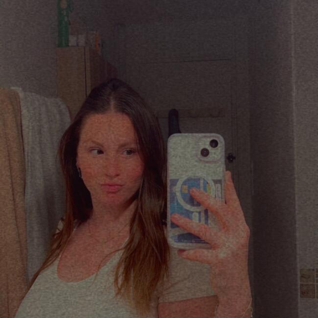 Nounou à Hyères: Cindy