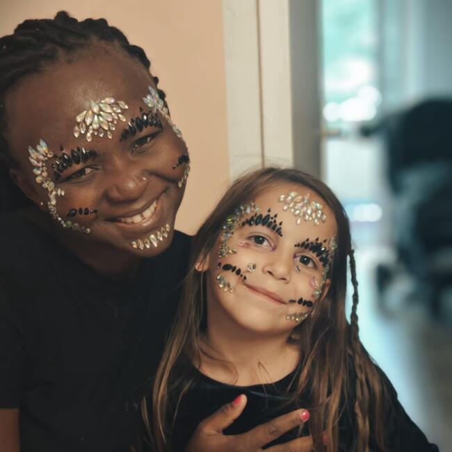 Babysitter in Vienna: Nanteza
