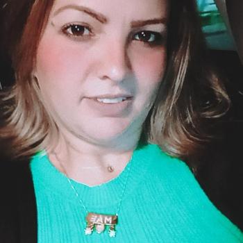 Emprego de babá em Brusque: emprego de babá Lilian