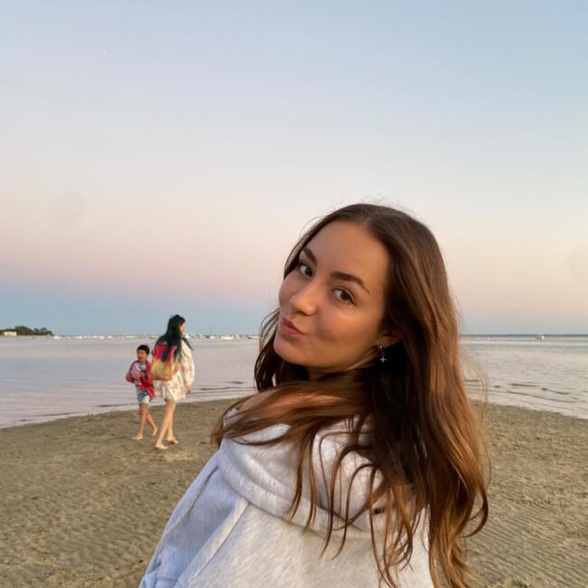 Babysitter in Talence: Luisa