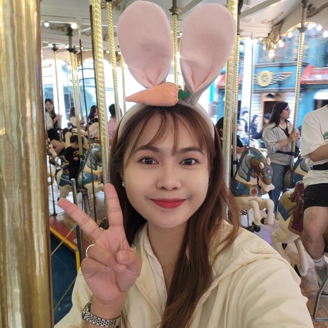 Babysitter in Seosan City: Blaise (블래이스)