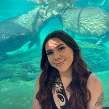 Babysitter in Moreno Valley: Angelina