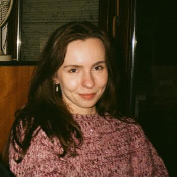 Babysitter in Budapest: Eszter