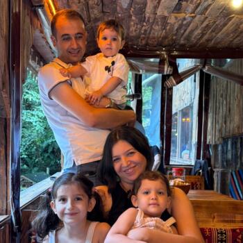 Boğaz (Rize) bölgesinde bebek bakıcılığı işi: Bebek bakıcısı iş ilanı Cansu