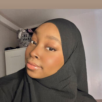 Babysitter in Cergy: Assa