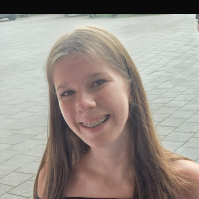 Oppas in 's-Hertogenbosch: Julia