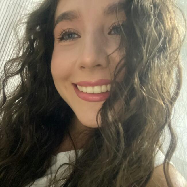 Bonă în Oradea: Alessia