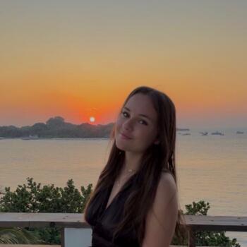 Babysitter Saint-Léonard: Nina