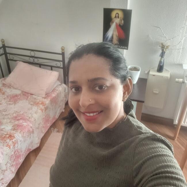 Babysitter in Frankfurt am Main: Nithya