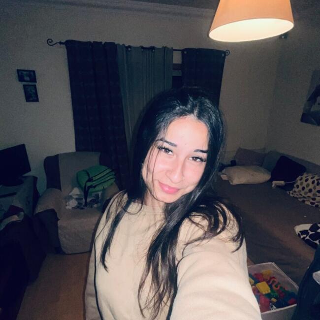 Babysitter in Lagoa (Distrito de Faro): Lara
